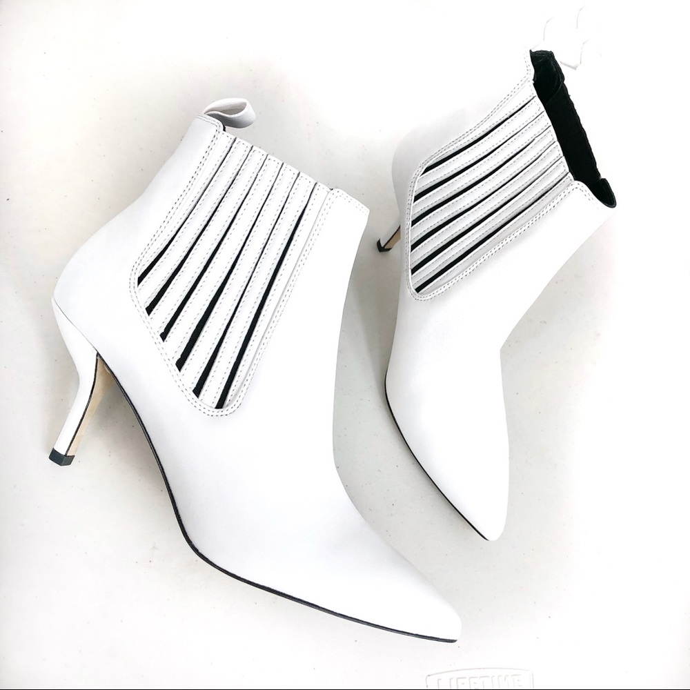 Diane Von Furstenberge white bootie shoes Sz 6.5 - Picture 1 of 8